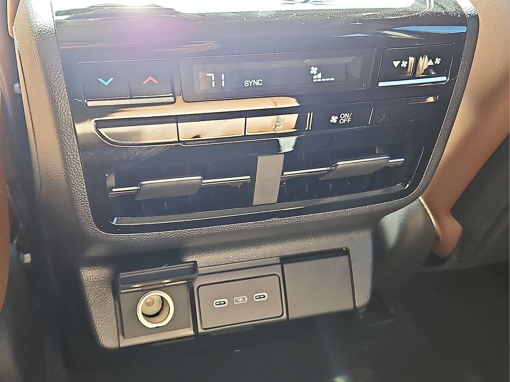 Used 2026 Acura MDX w/ Technology Package FWD image 10