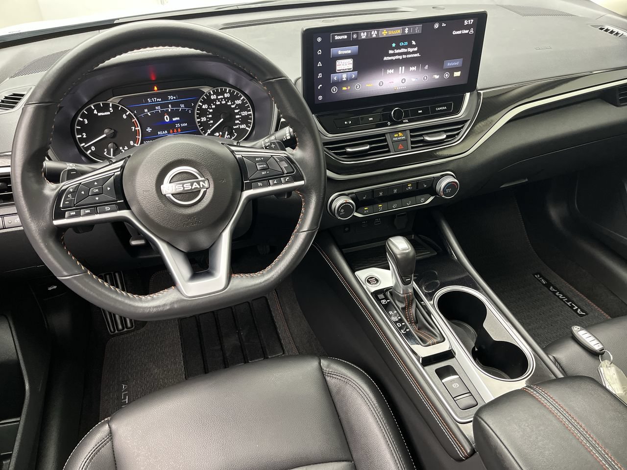 Used 2024 Nissan Altima 2.5 SR w/ SR Premium Package AWD/4WD image 15