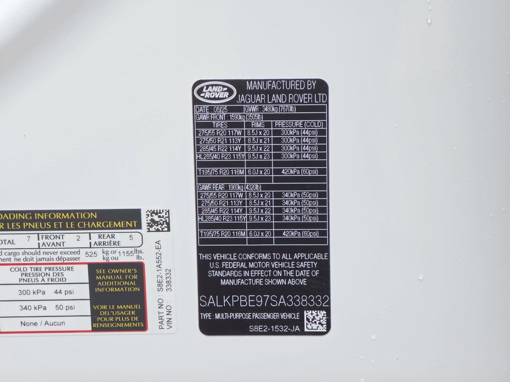 New 2025 Land Rover Range Rover Long Wheelbase SE image 37