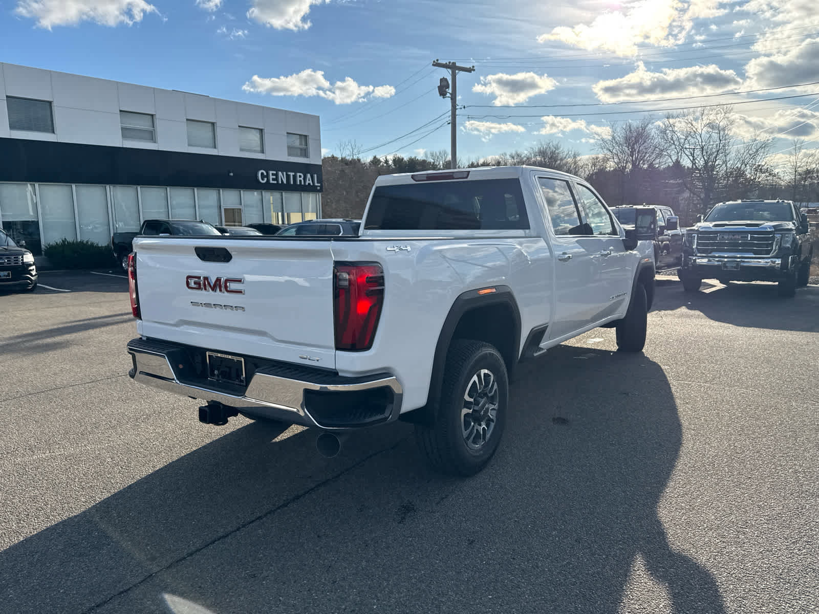 New 2026 GMC Sierra 2500 SLT image 7