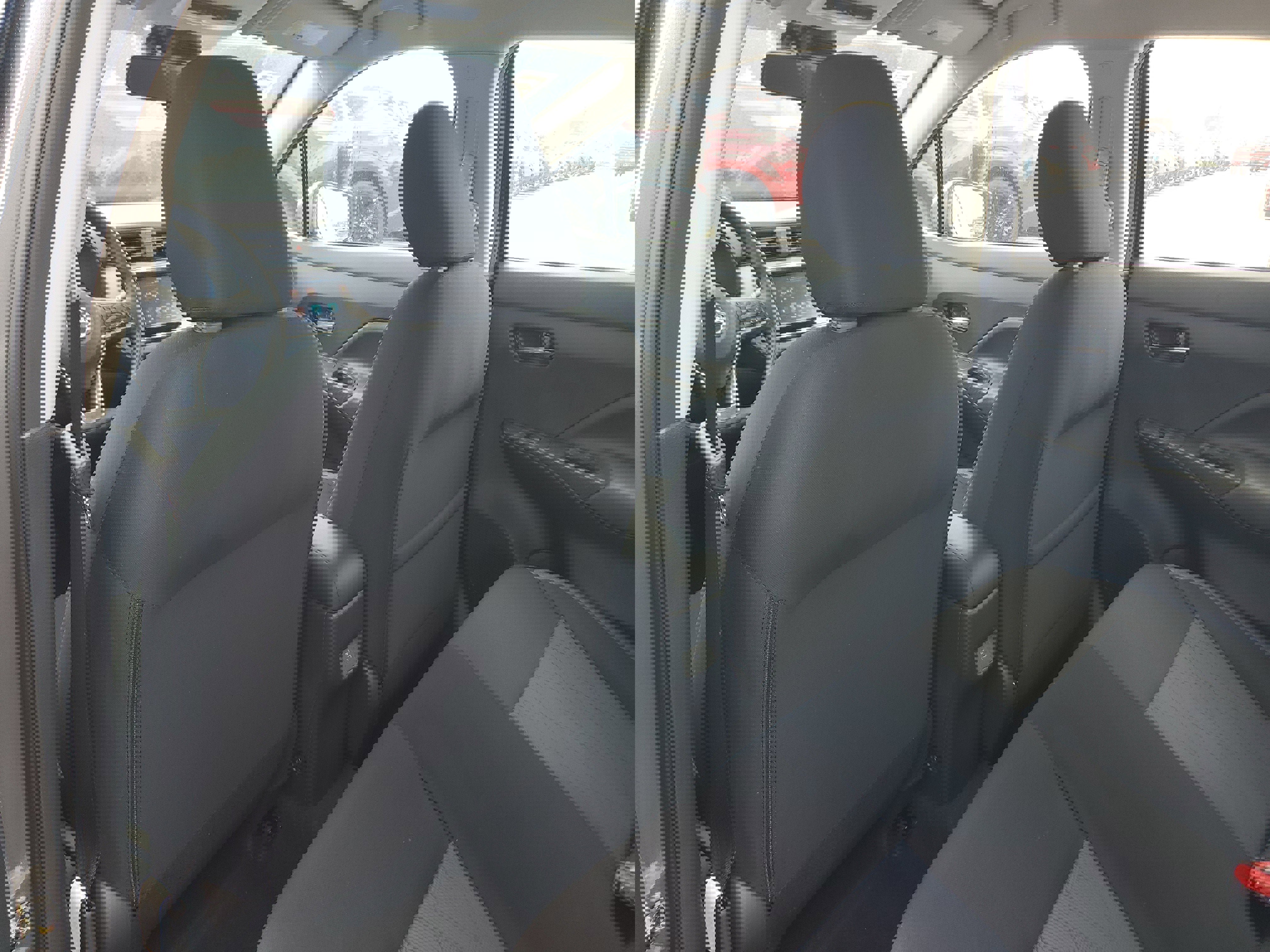 New 2025 Nissan Versa SV w/ Trunk Package image 16