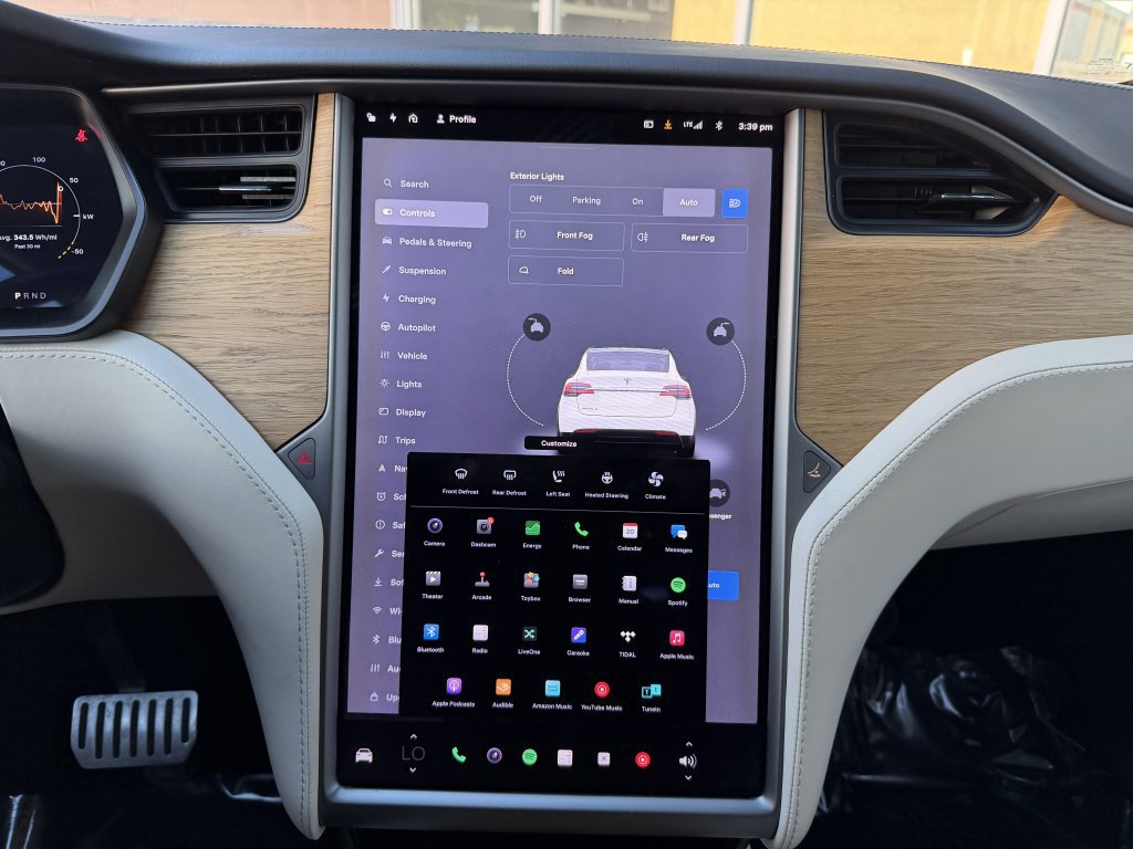 Used 2019 Tesla Model X 75D image 26