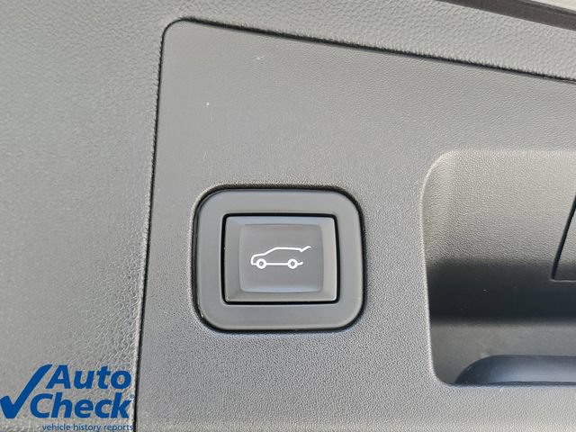 Certified 2024 Cadillac XT5 Premium Luxury w/ Technology Package FWD image 11