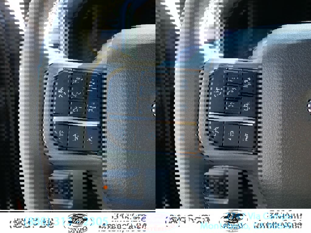 New 2026 Ford F250 Lariat w/ Black Appearance Package image 19