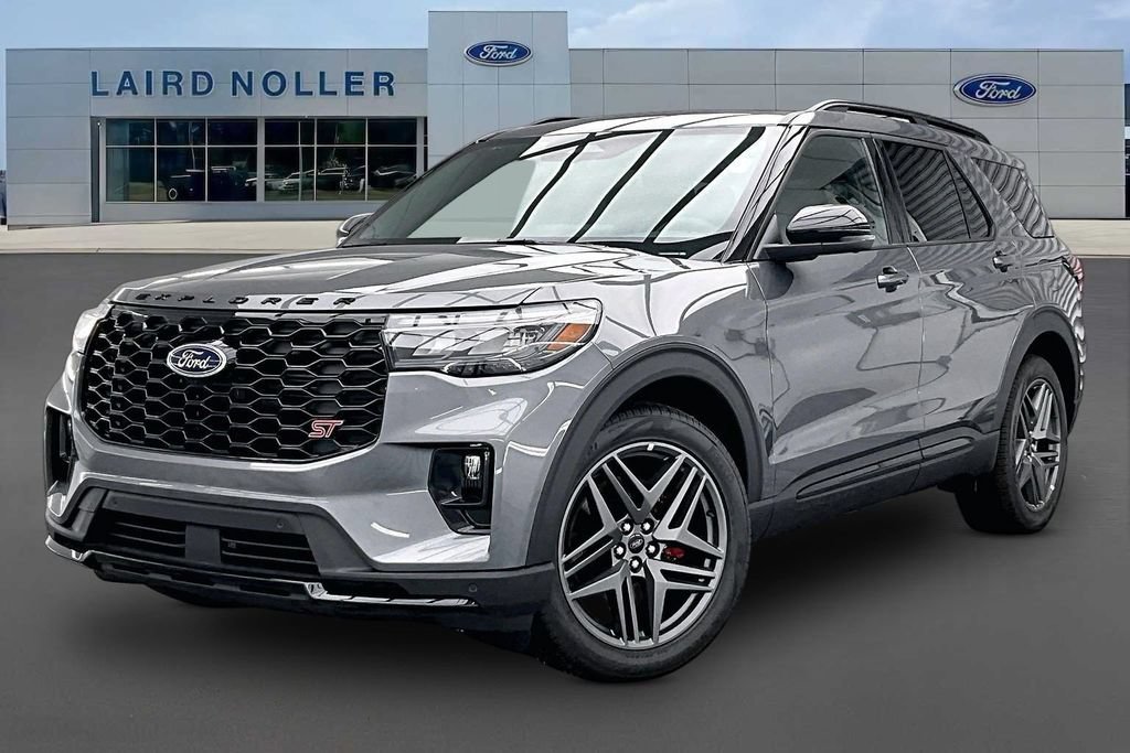 New 2026 Ford Explorer ST w/ Sun And Sound Package
