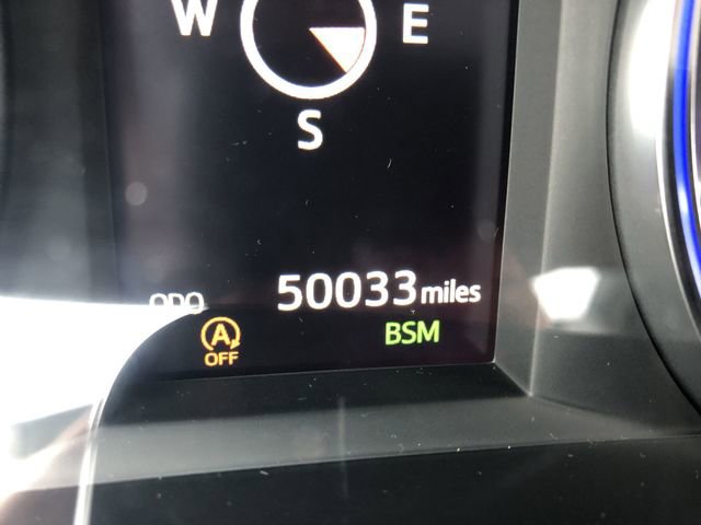 Used 2019 Toyota Highlander XLE image 18