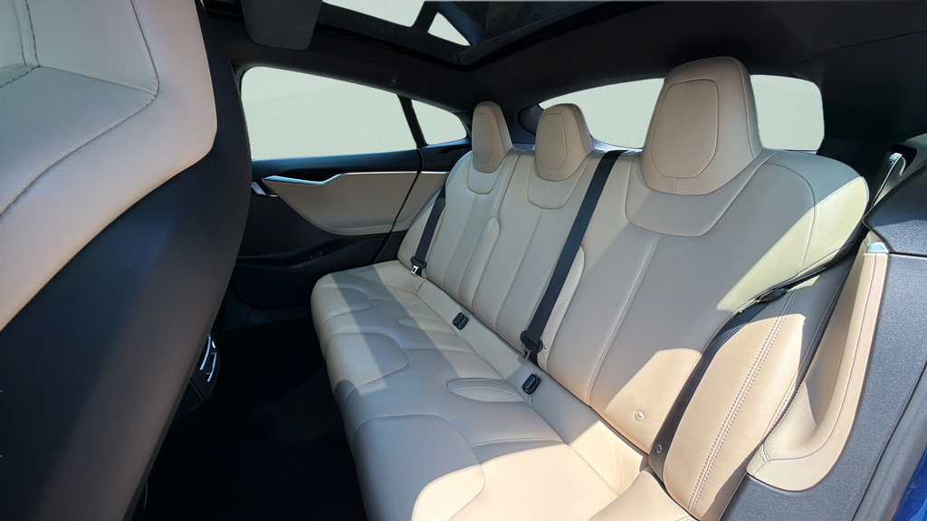 Used 2016 Tesla Model S 90D AWD/4WD image 25