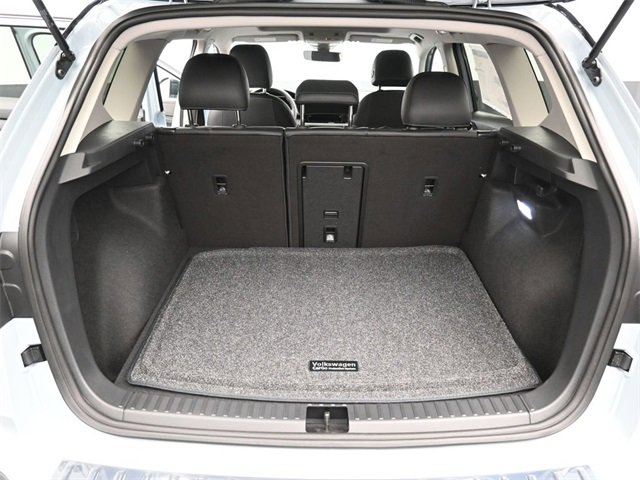 New 2026 Volkswagen Taos SE image 12