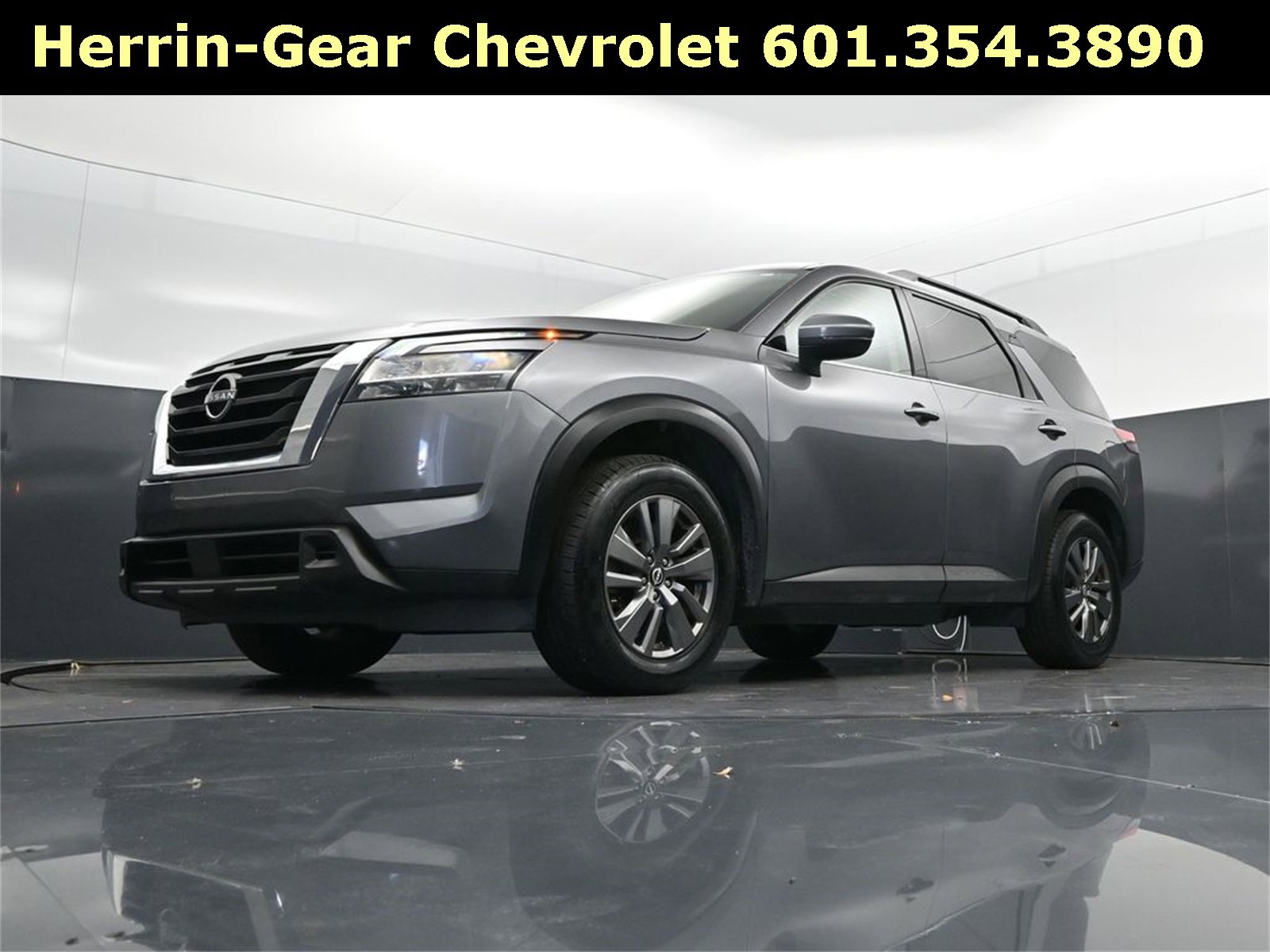 Used 2022 Nissan Pathfinder SV image 40