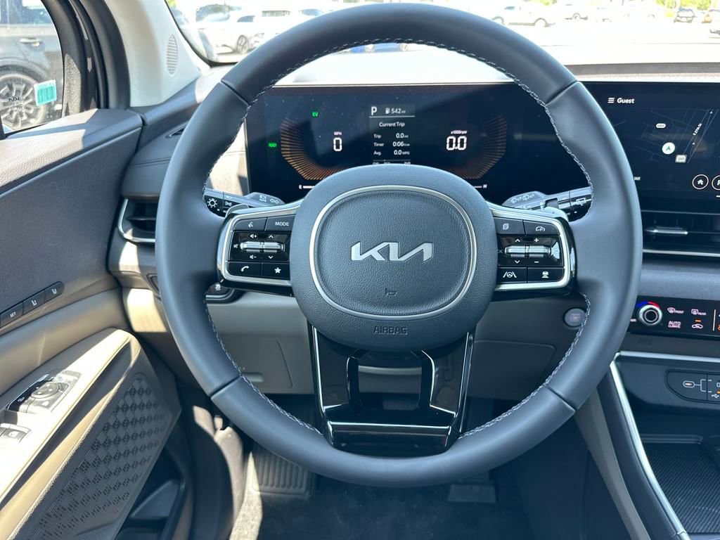 New 2026 Kia Carnival EX image 22