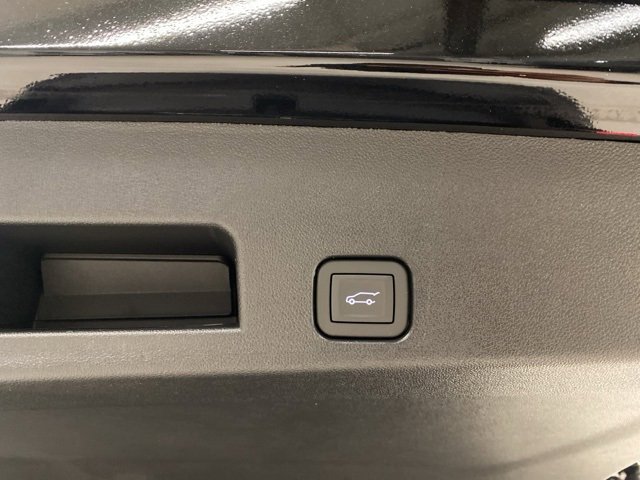 New 2026 Chevrolet Traverse Z71 w/ Enhanced Driving Package image 8