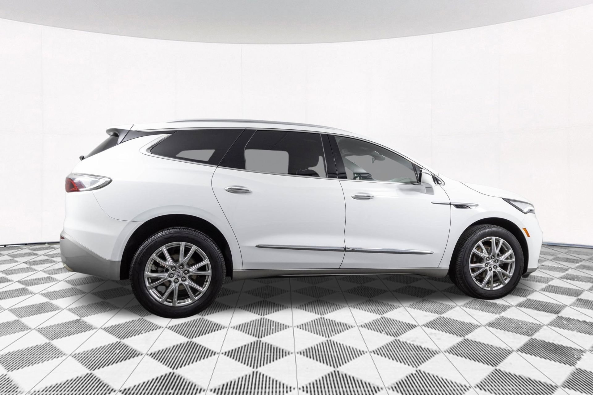 Used 2023 Buick Enclave Essence w/ Experience Buick Package AWD/4WD image 21