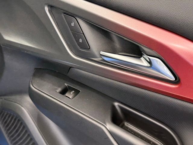 New 2026 Chevrolet Equinox EV RS FWD image 23