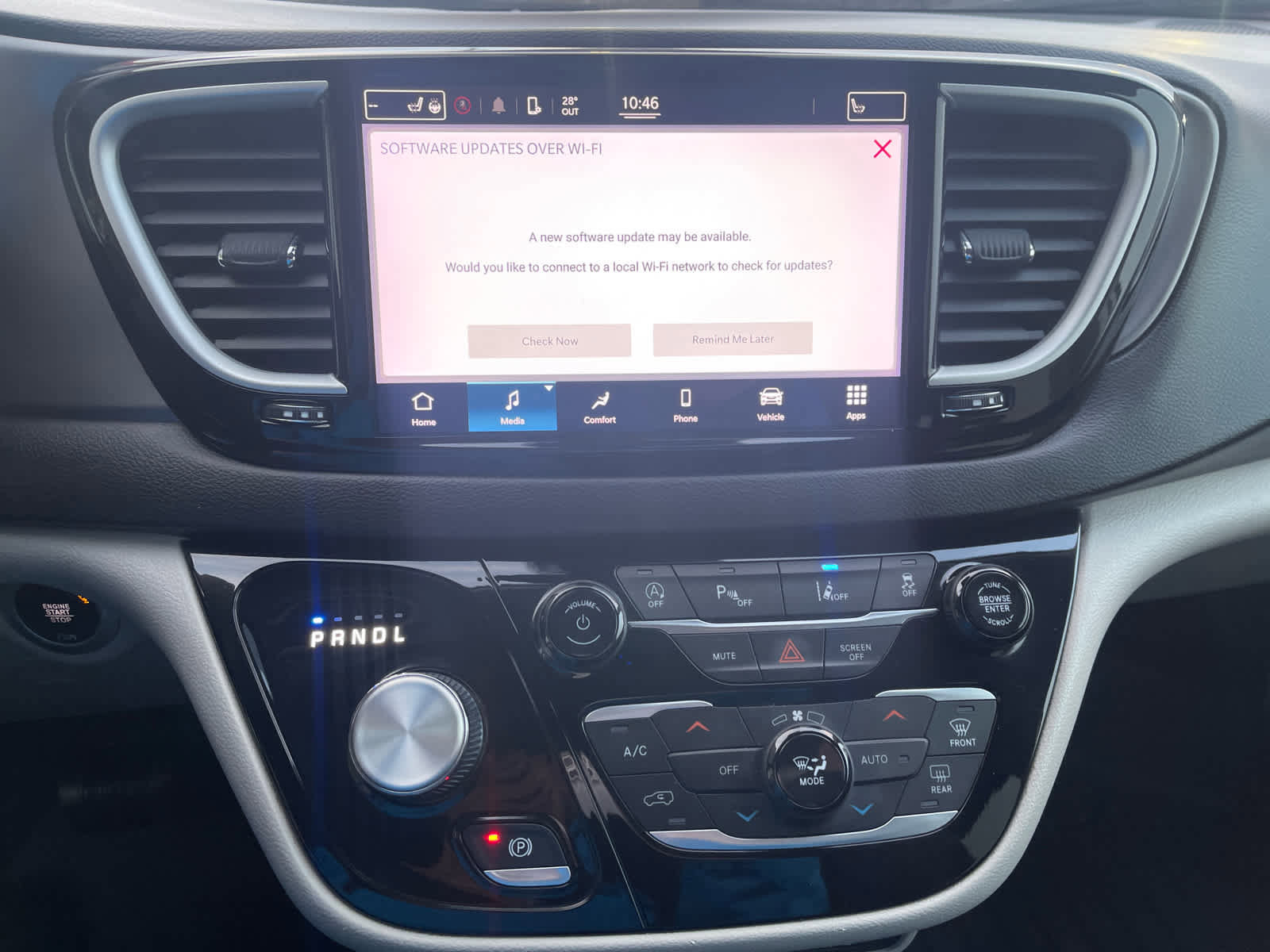 Used 2022 Chrysler Pacifica Touring-L image 24