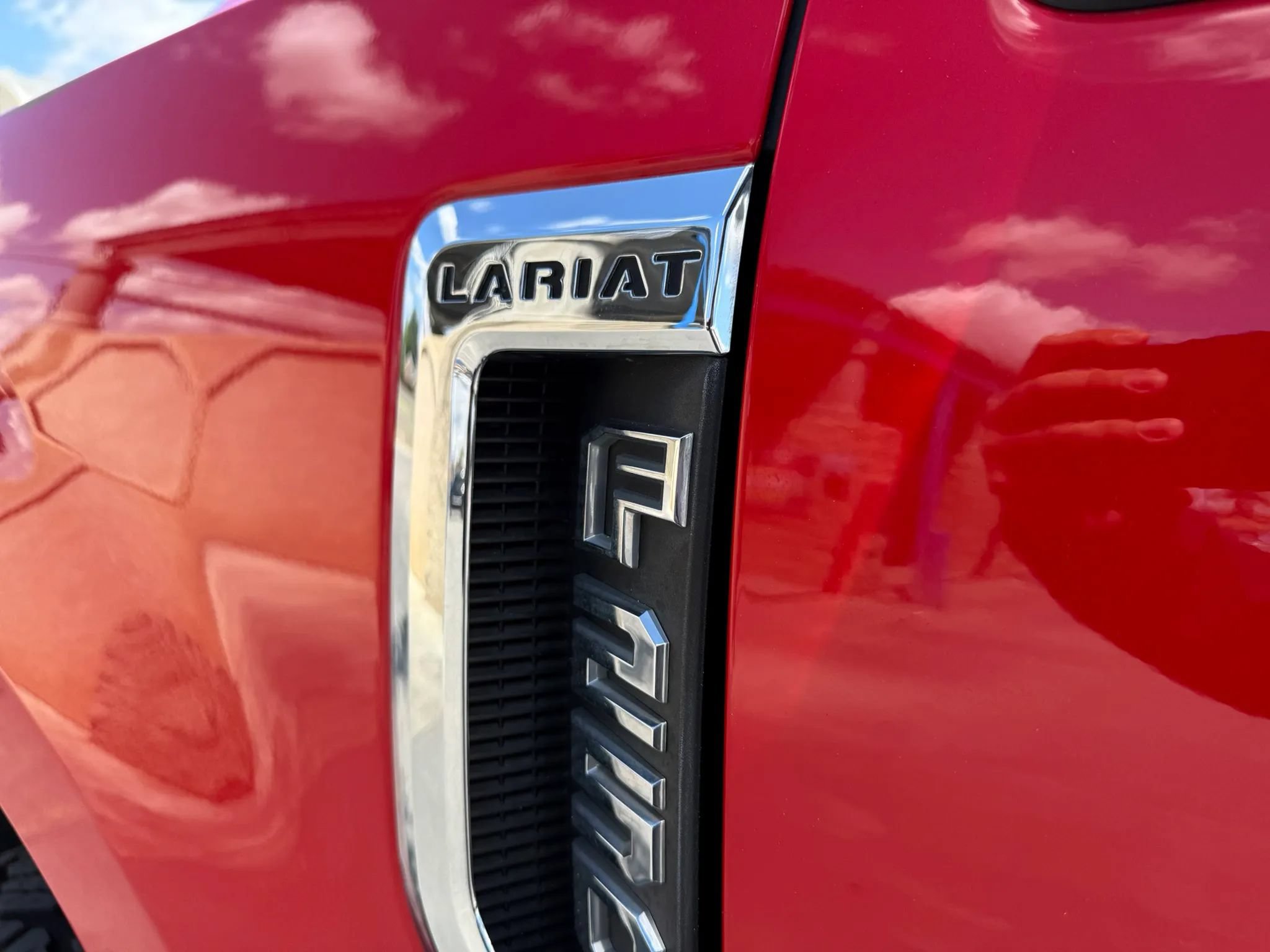 Used 2017 Ford F250 Lariat w/ Chrome Package AWD/4WD image 8
