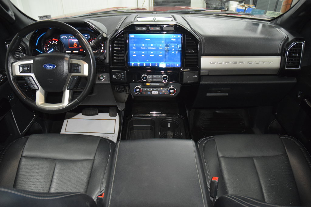 Used 2022 Ford F250 Lariat w/ Black Appearance Package AWD/4WD image 29