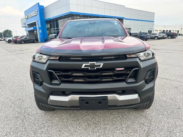 Used 2024 Chevrolet Colorado Trail Boss AWD/4WD image 9