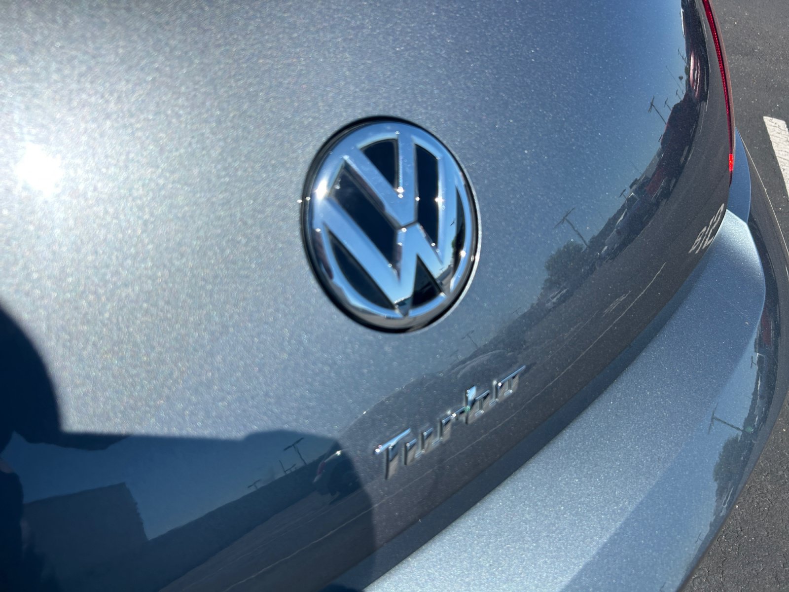 Used 2019 Volkswagen Beetle 2.0T S FWD image 22