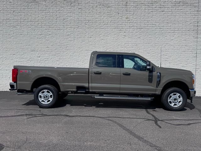 New 2026 Ford F250 XLT w/ FX4 Off-Road Package AWD/4WD image 7