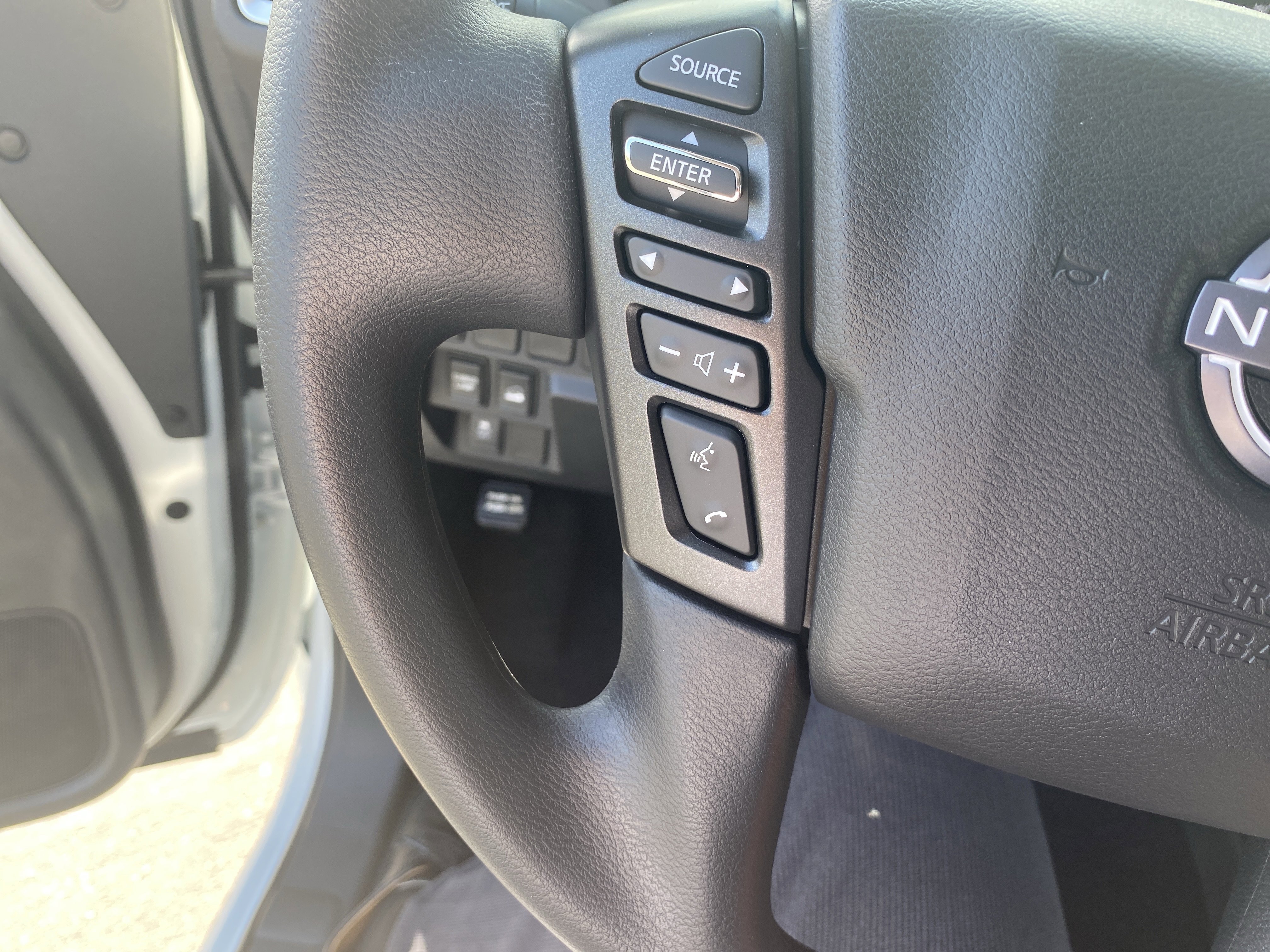New 2025 Nissan Frontier SV image 11