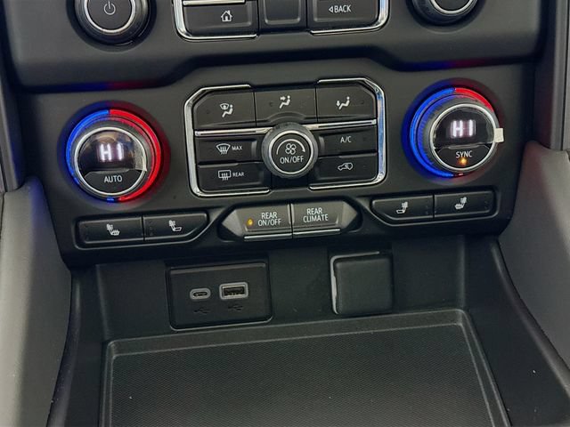 Used 2023 Chevrolet Tahoe RST w/ Luxury Package AWD/4WD image 17