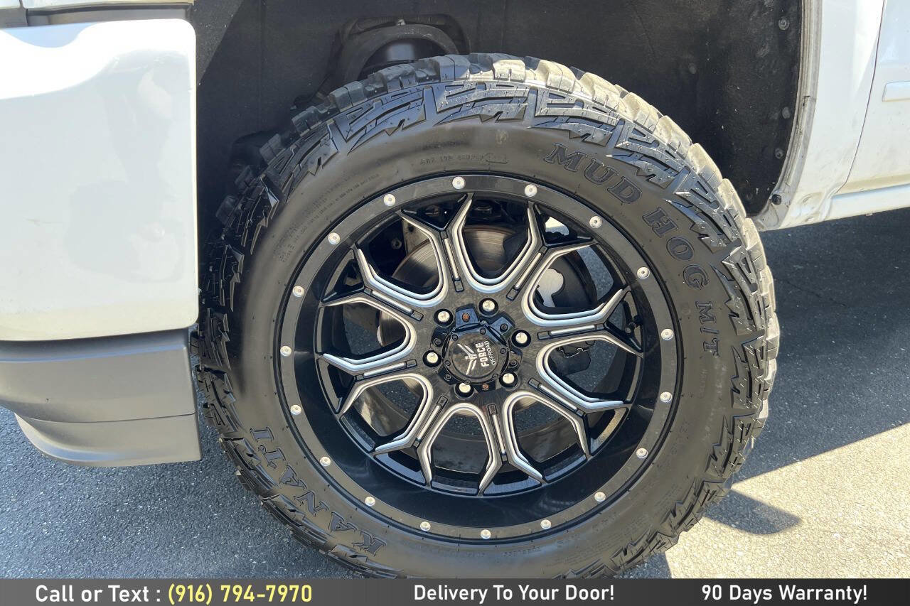 Used 2017 Chevrolet Silverado 1500 LT w/ All Star Edition AWD/4WD image 11