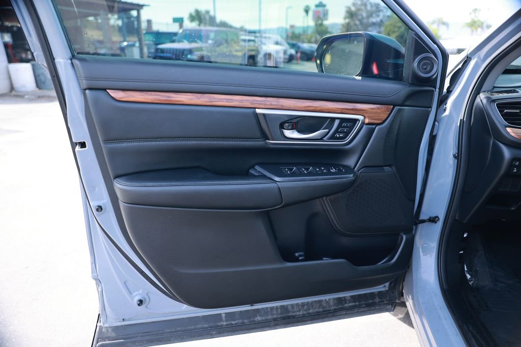 Used 2022 Honda CR-V Touring image 14