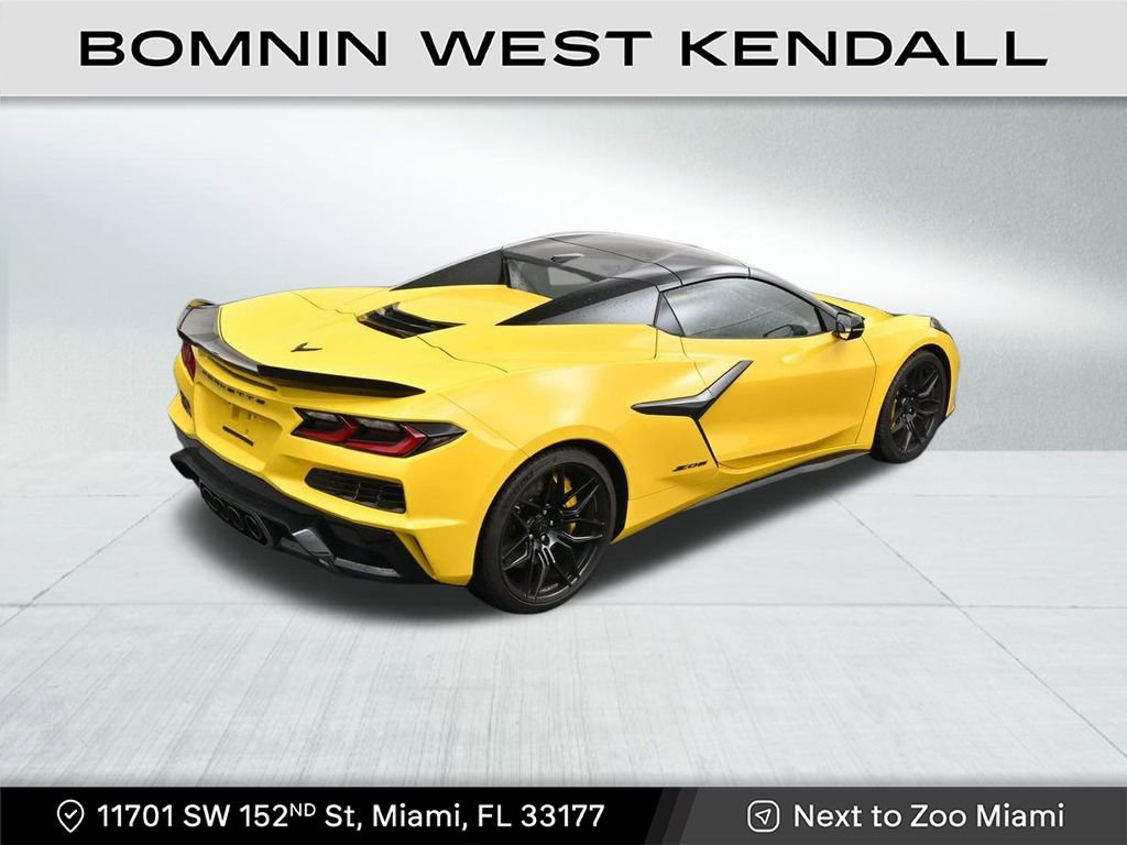 Used 2026 Chevrolet Corvette Z06 image 16
