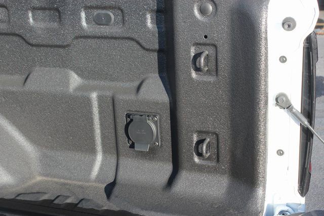 New 2025 GMC Canyon AT4 image 49