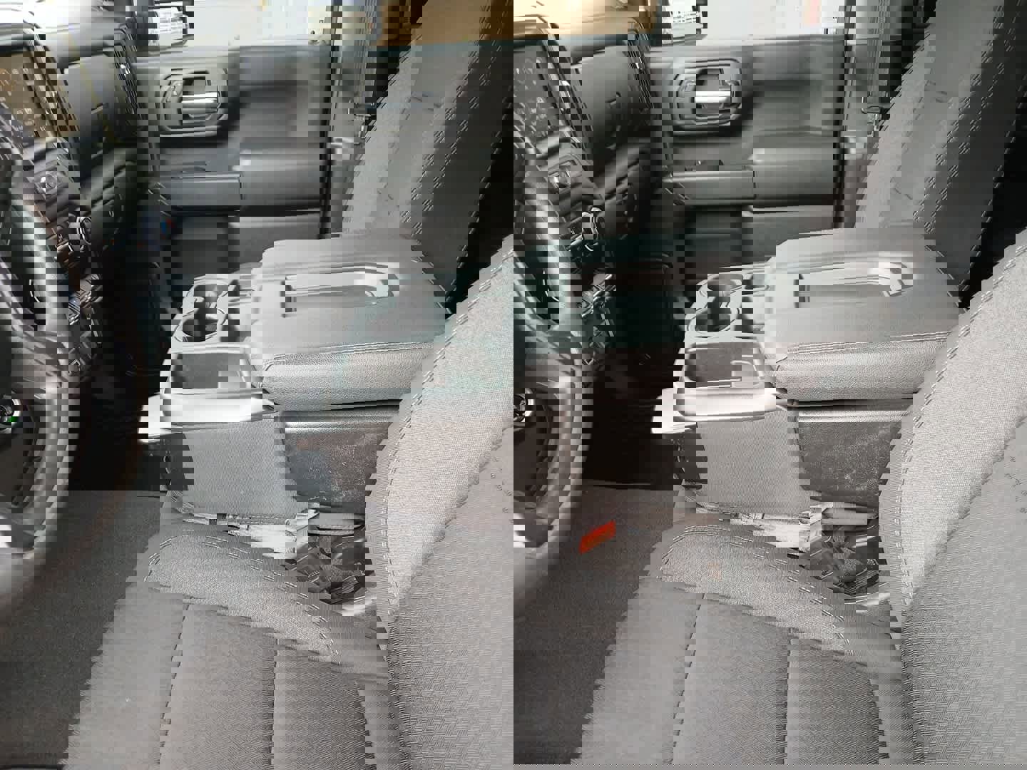 Used 2024 Chevrolet Silverado 2500 Custom w/ Custom Convenience Package image 18