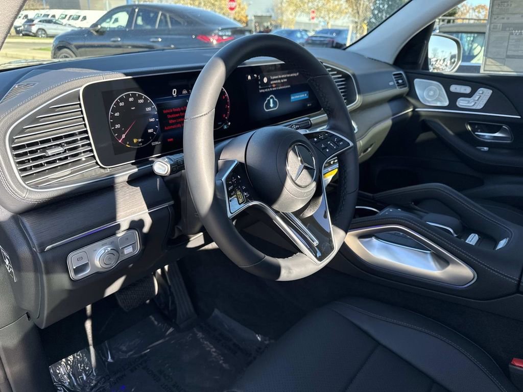 New 2026 Mercedes-Benz GLS 450 4MATIC image 21