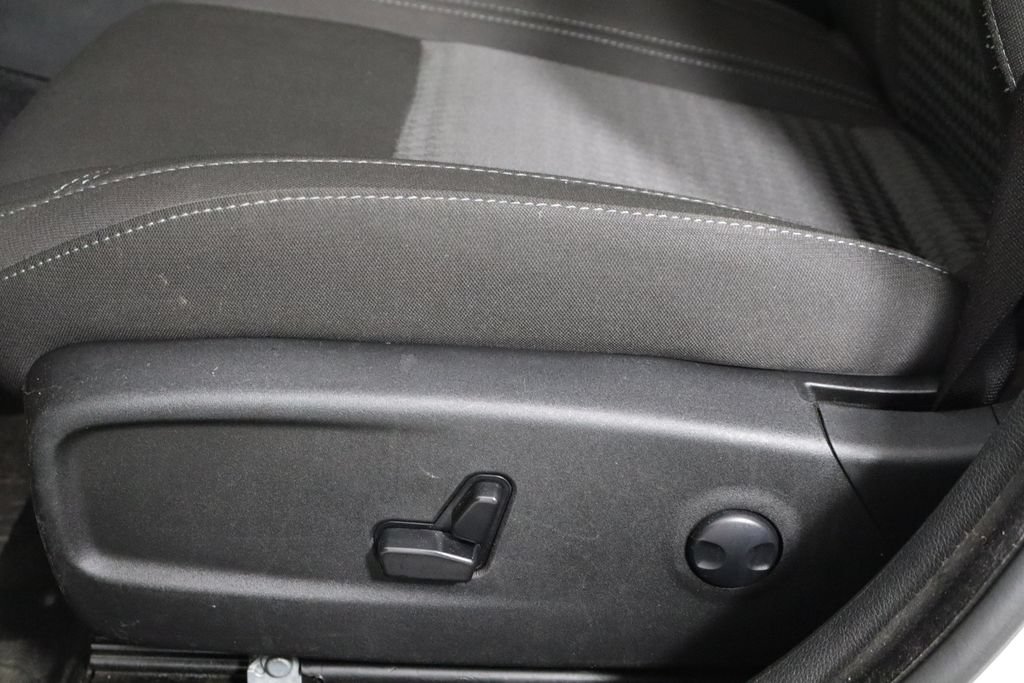 Used 2023 Dodge Charger SXT RWD image 24