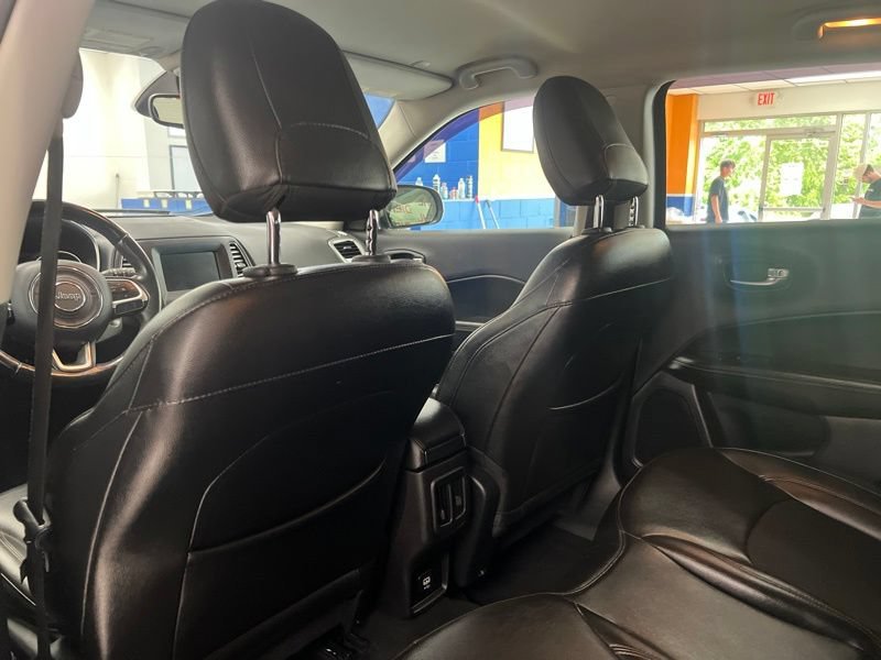 Used 2020 Jeep Compass Latitude w/ Cold Weather Group AWD/4WD image 16