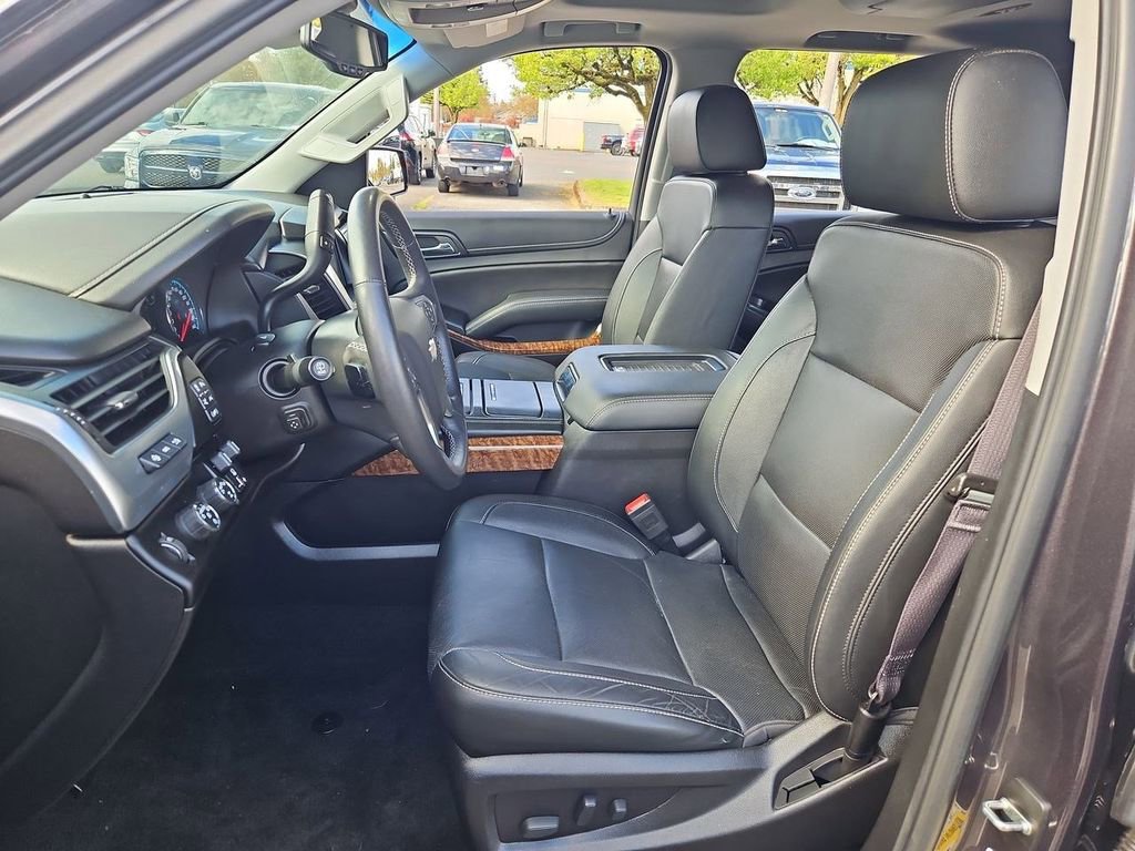 Used 2017 Chevrolet Tahoe Premier AWD/4WD image 13