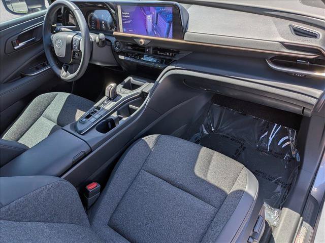 Used 2023 Toyota Crown AWD/4WD image 19