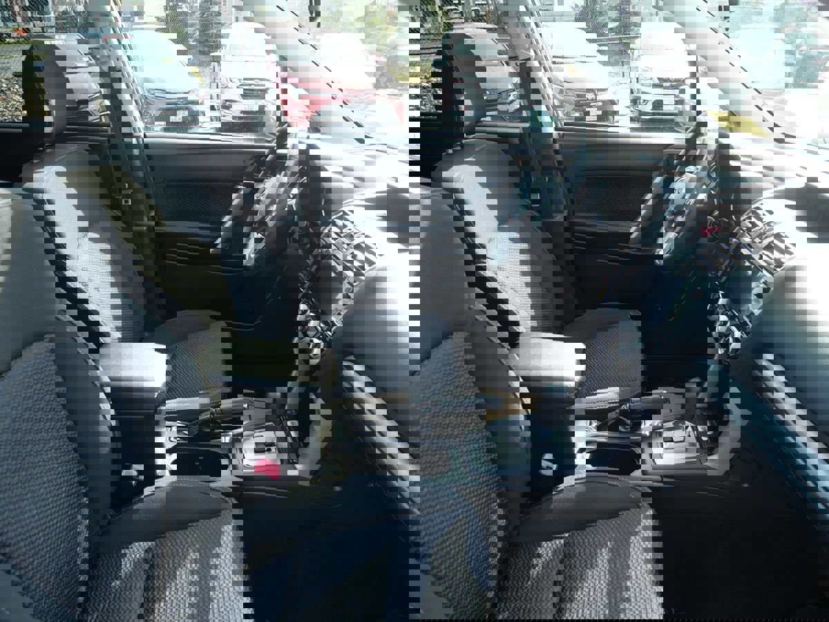 Used 2018 Subaru Forester 2.5i Premium w/ All-Weather Package image 16