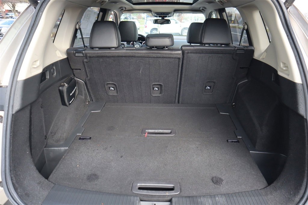 Certified 2022 Nissan Rogue Platinum w/ Head-Up Display Package image 33