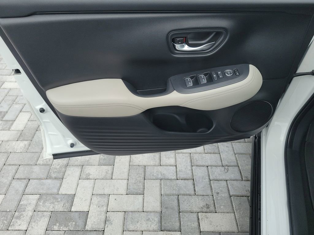 Used 2025 Honda HR-V EX-L image 22