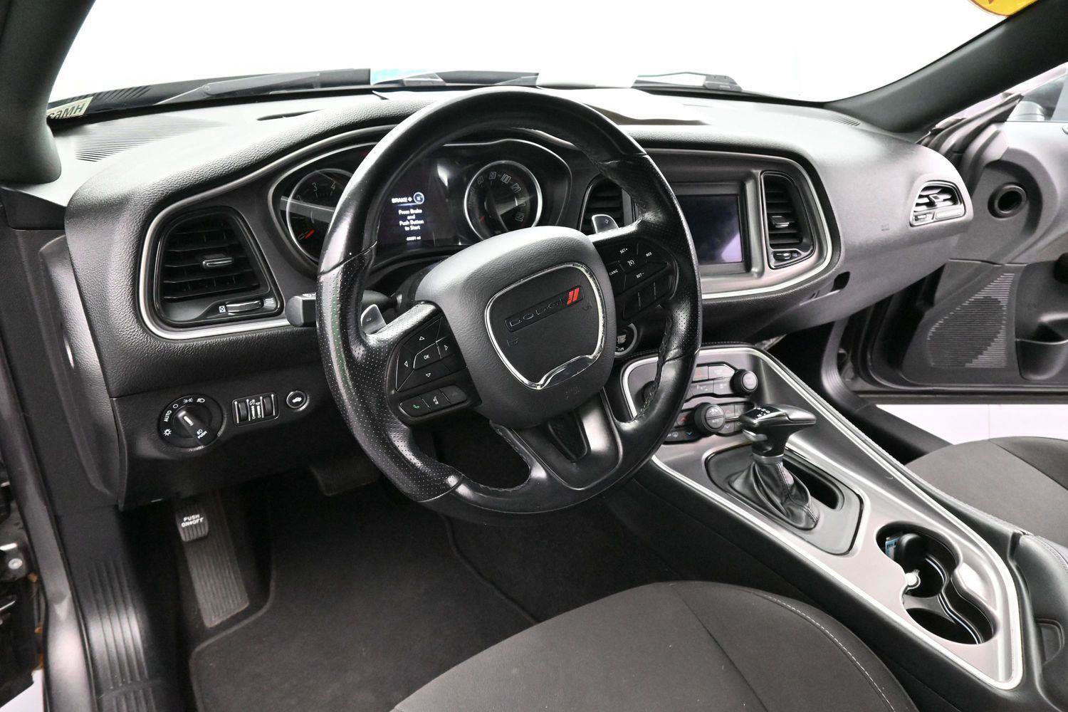 Used 2022 Dodge Challenger GT AWD/4WD image 15