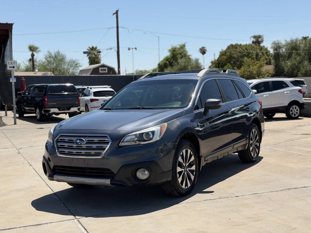 Used 2017 Subaru Outback 2.5i Limited w/ Popular Package #5 AWD/4WD image 1