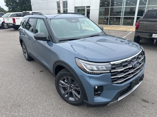 New 2026 Ford Explorer Active AWD/4WD image 5