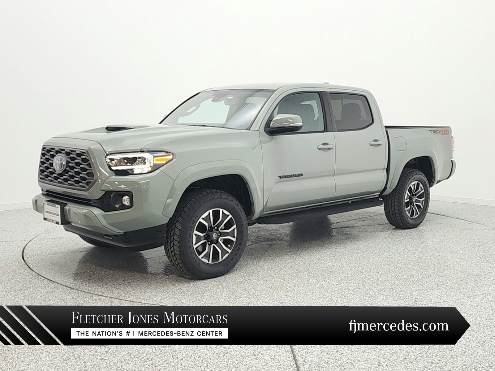 Used 2023 Toyota Tacoma TRD Sport AWD/4WD image 1