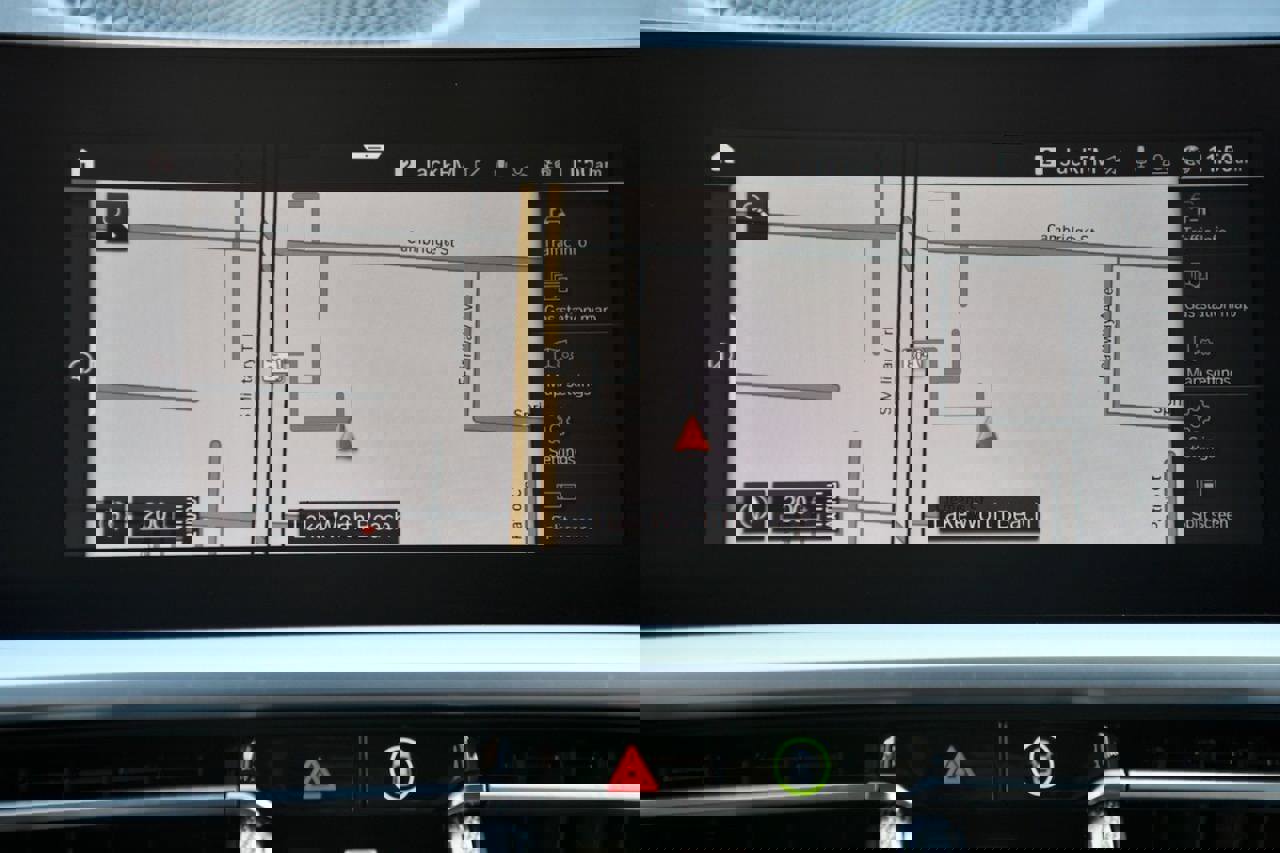 Used 2021 BMW 330i Sedan w/ Convenience Package image 33