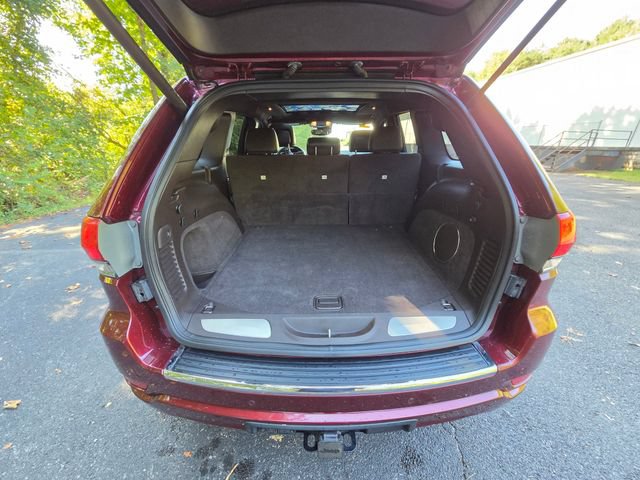 Used 2018 Jeep Grand Cherokee Overland AWD/4WD image 29