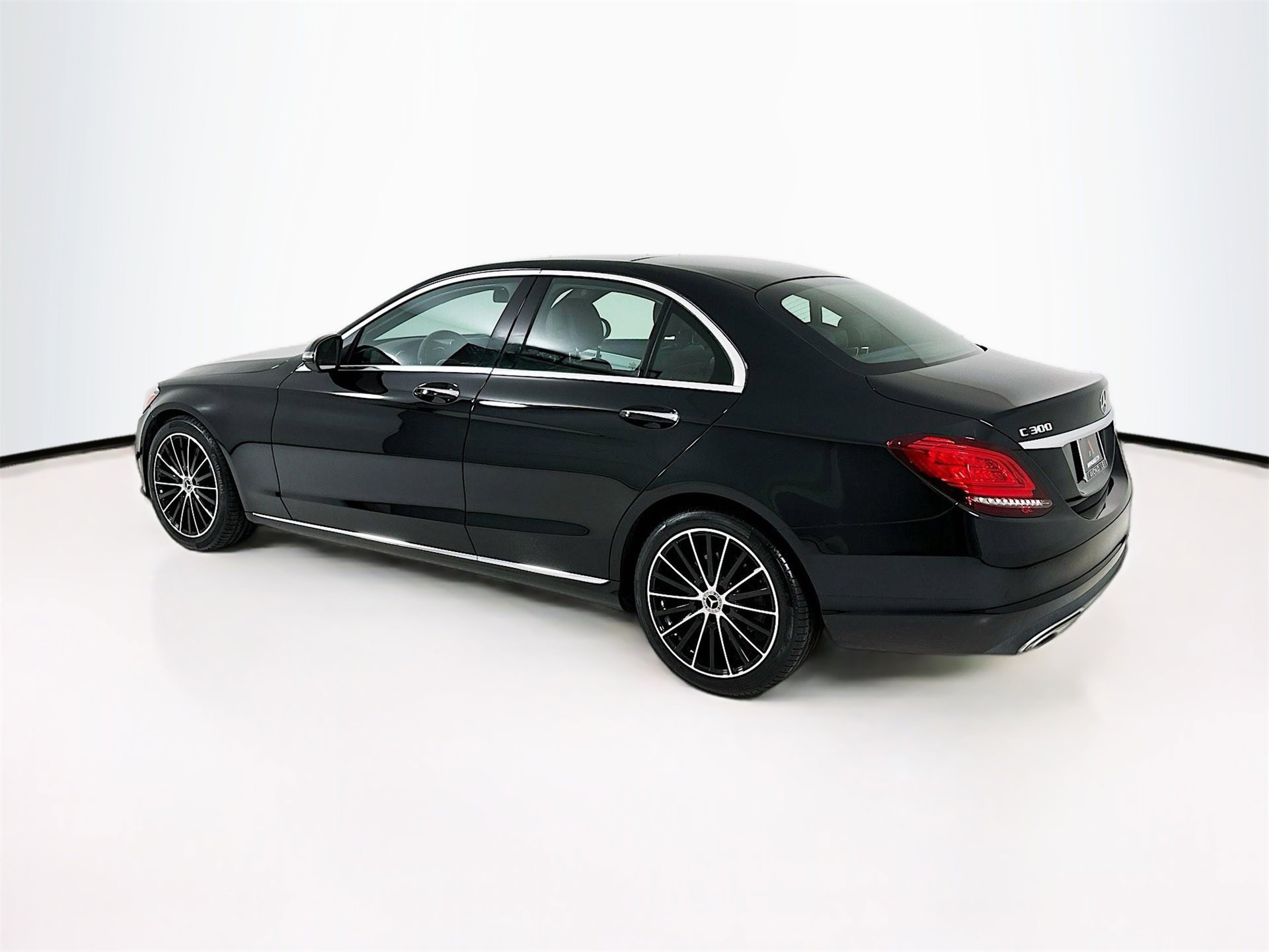 Used 2021 Mercedes-Benz C 300 Sedan image 6
