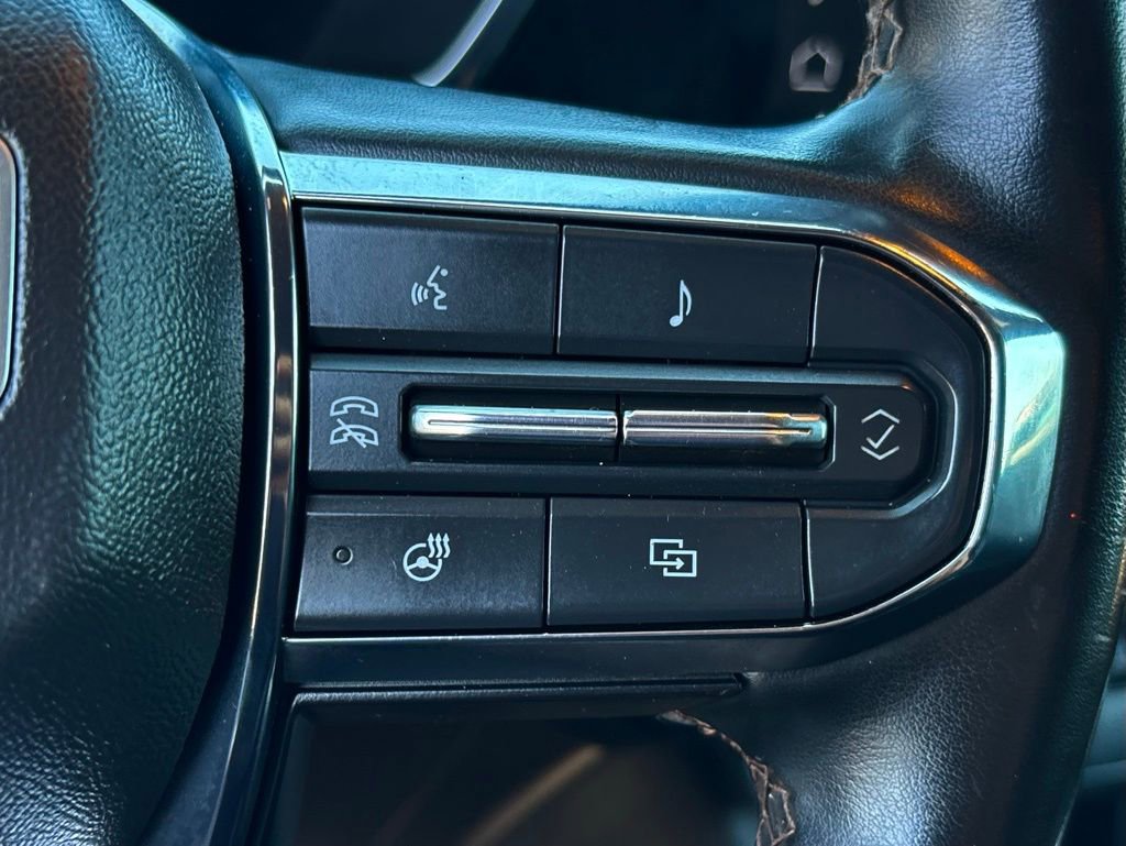Used 2023 GMC Canyon AT4 w/ AT4 Premium Package image 21