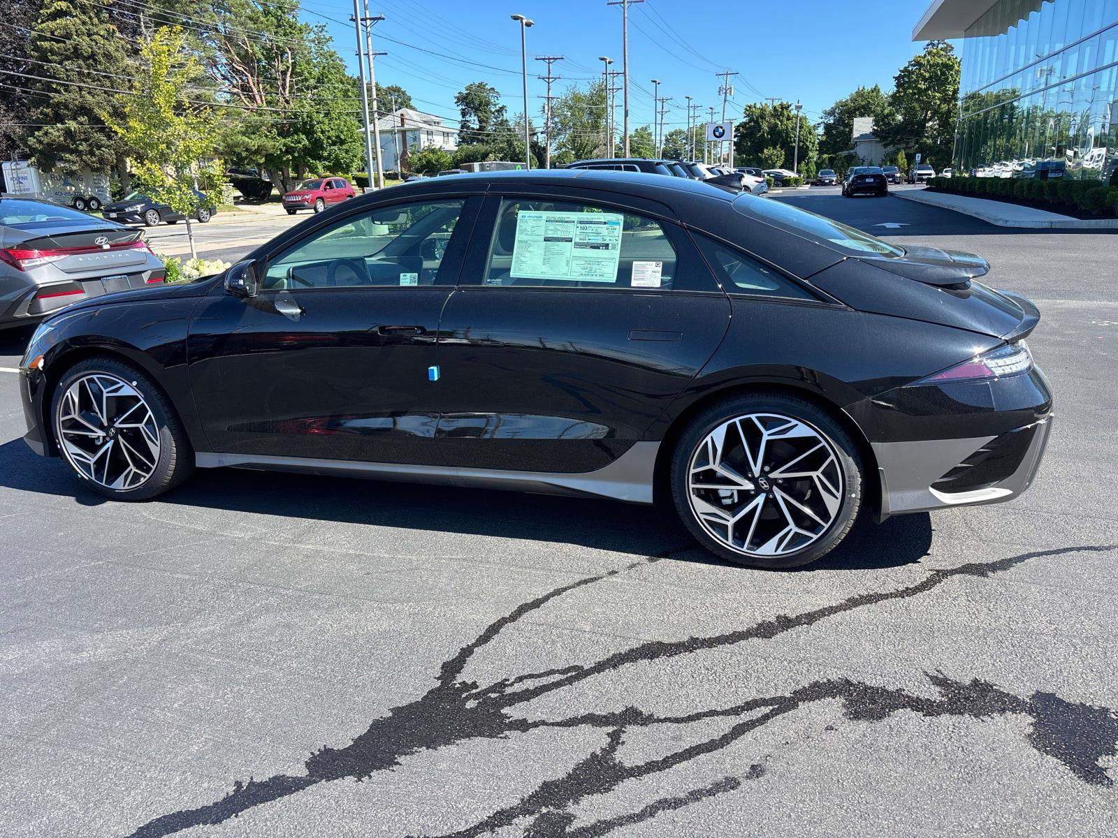 New 2025 Hyundai Ioniq 6 Limited image 2