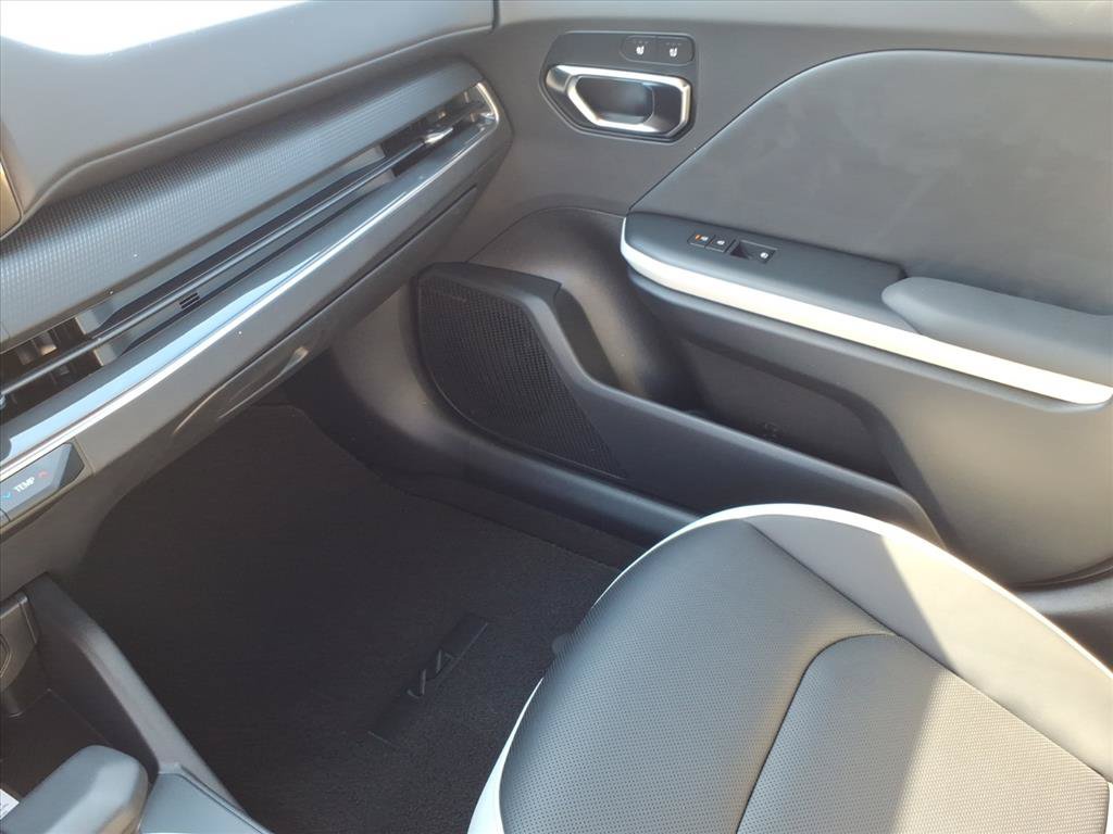 New 2026 Kia K4 EX w/ GT-Line Premium Package FWD image 26