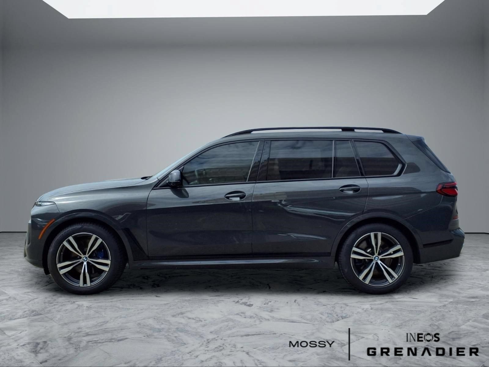 Used 2024 BMW X7 M60i w/ Executive Package AWD/4WD image 5