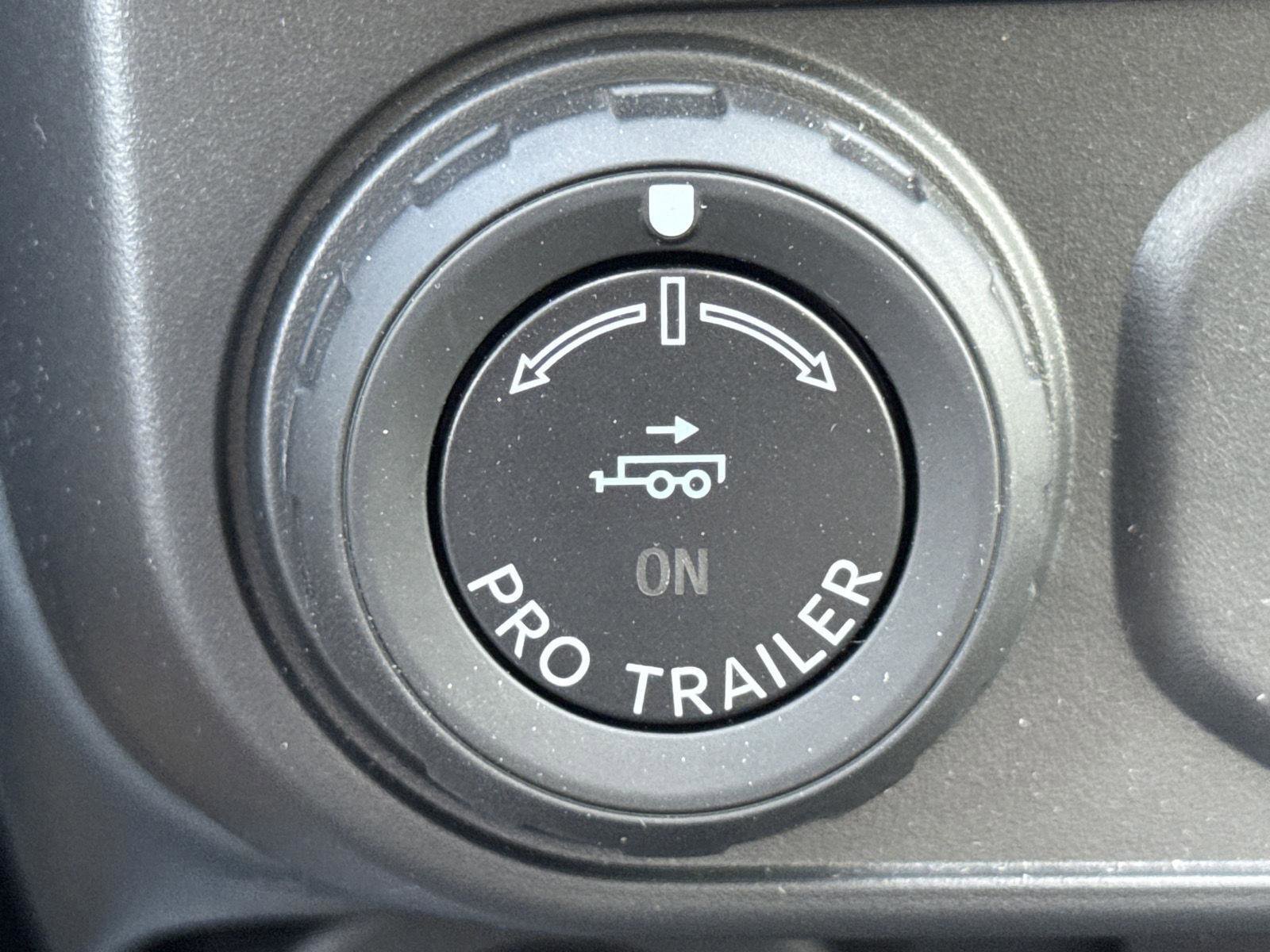 New 2025 Ford Maverick Lariat w/ 4K Tow Package image 20